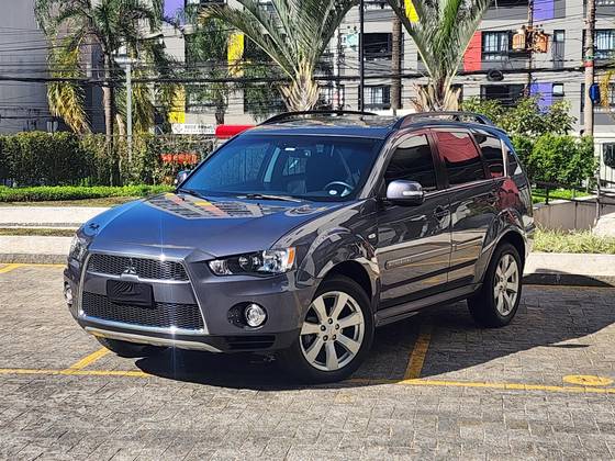 MITSUBISHI OUTLANDER 3.0 GT 4X4 V6 24V GASOLINA 4P AUTOMÁTICO